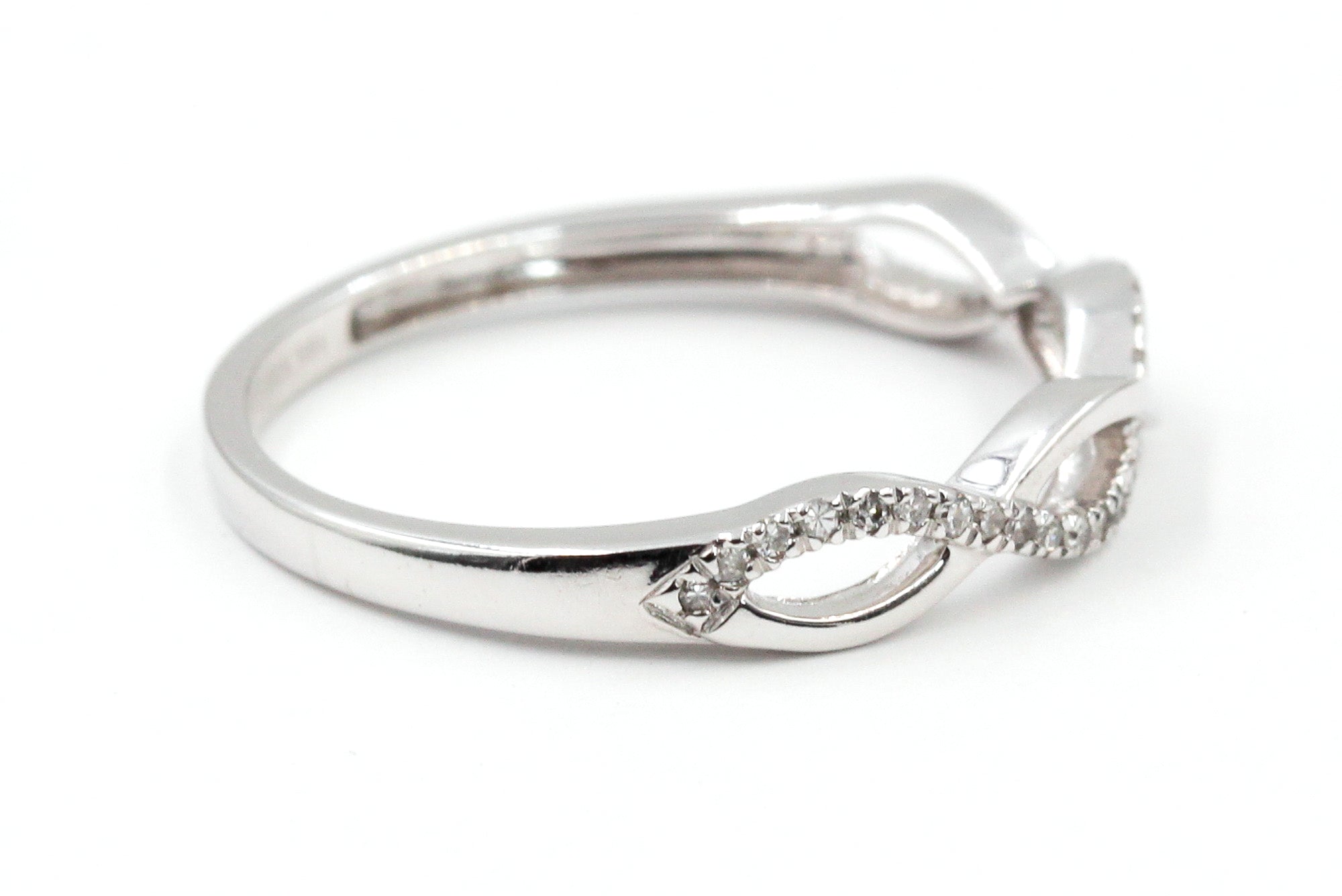Diamond Woven Ring - 10k White Gold - 0.15ctw