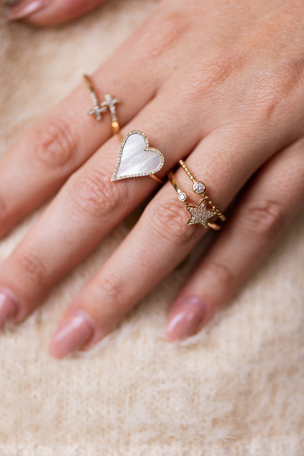 Mother of Pearl and Diamond Heart Ring - 14k Yellow Gold - 0.12ctw