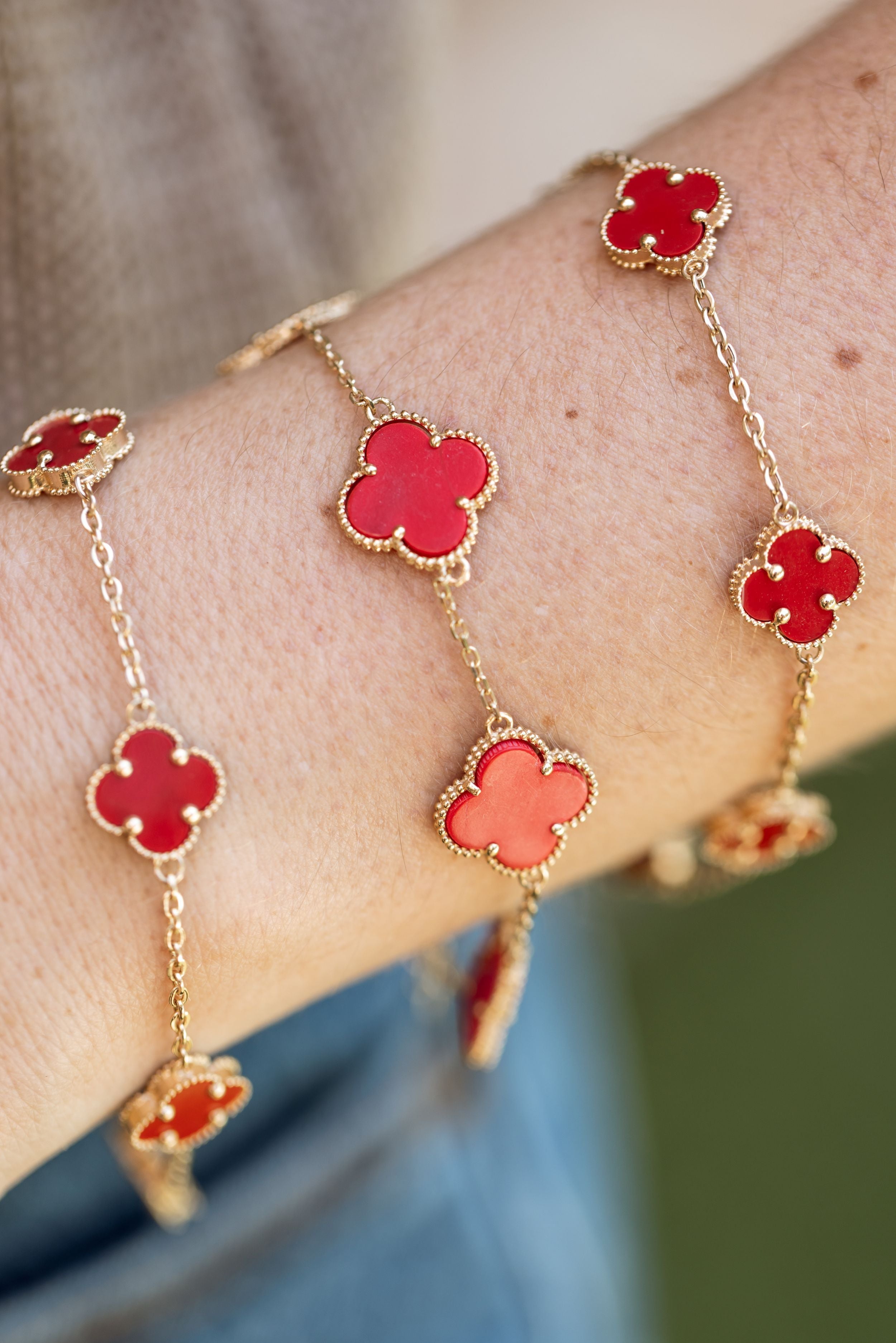 Carnelian Clover Station Bracelet - 14k Yellow Gold