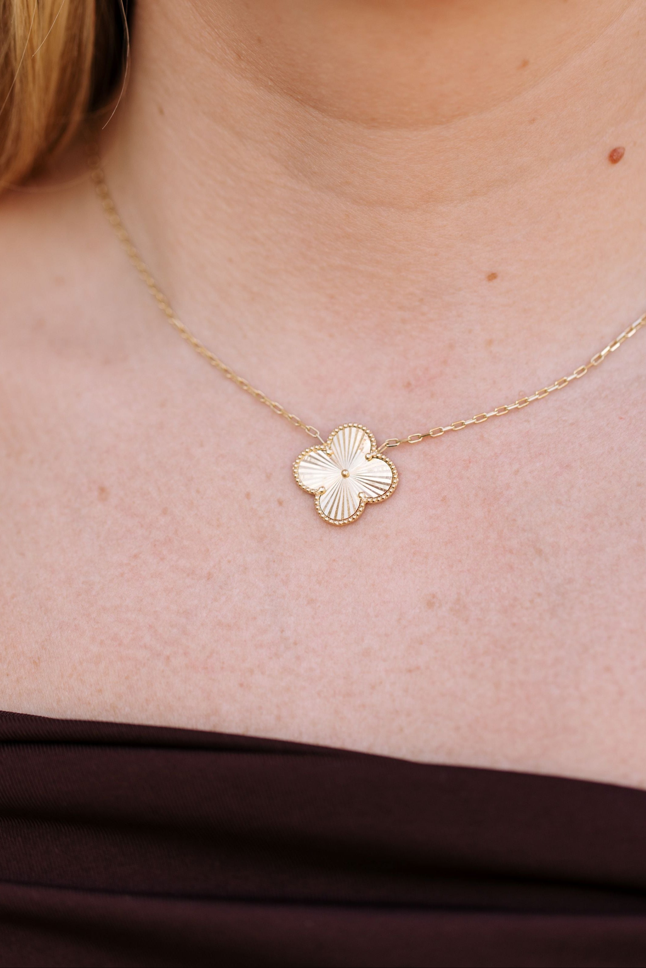 Clover Pendant Necklace with Mother of Pearl Accent - 14k Yellow Gold
