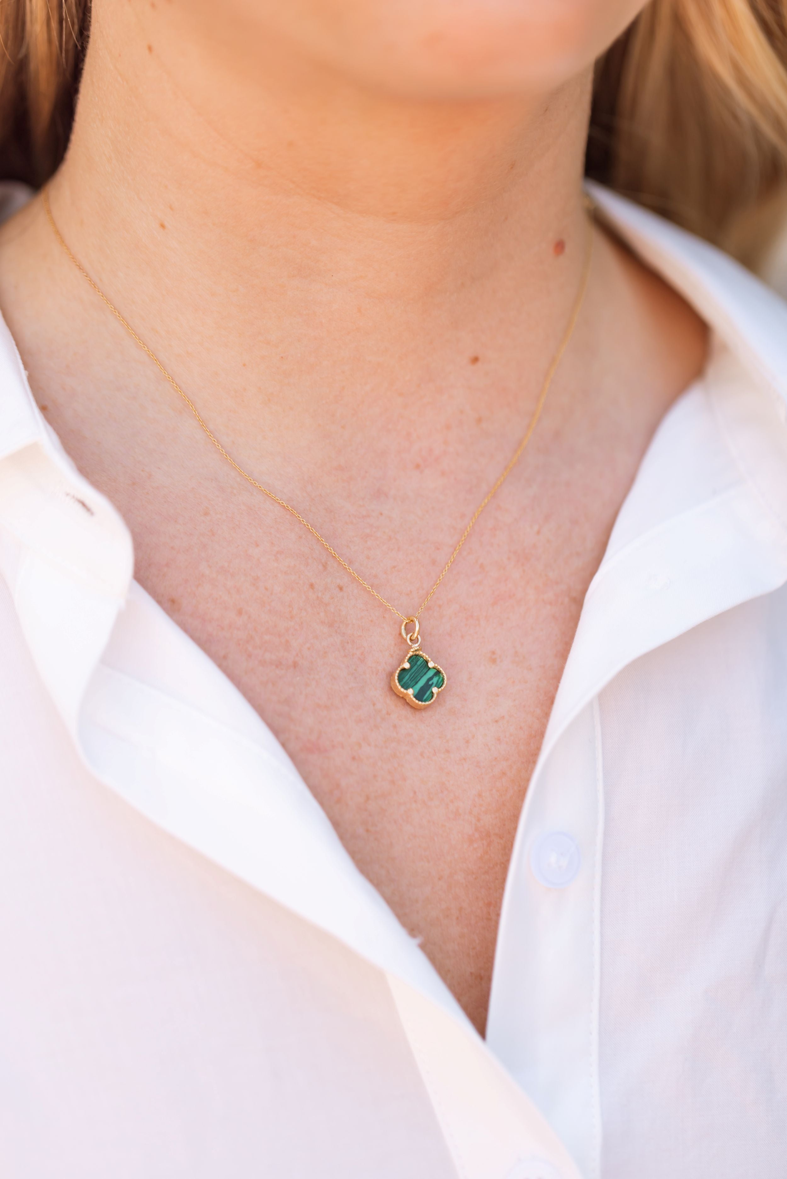 Malachite Clover Pendant Necklace - 14k Yellow Gold
