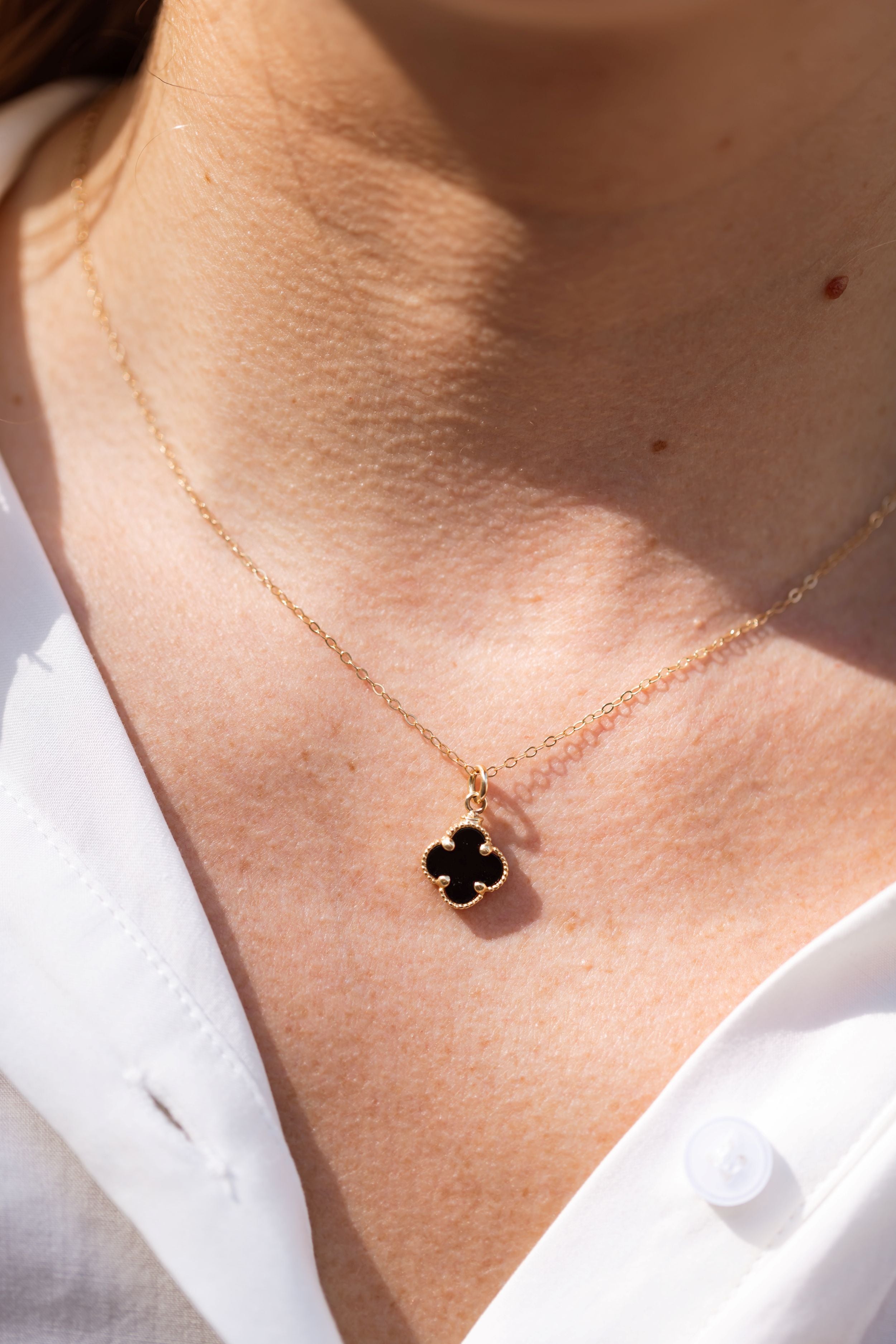 Black Onyx Clover Pendant Necklace - 14k Yellow Gold