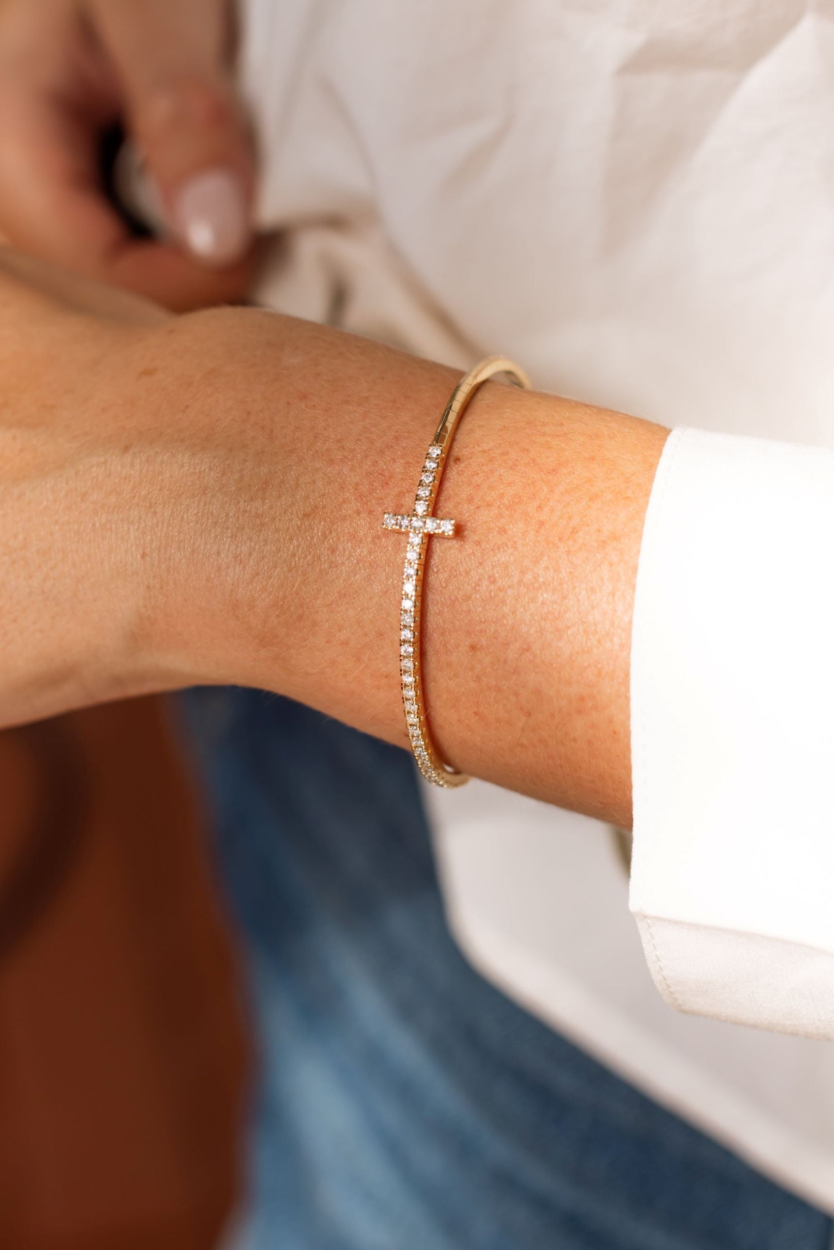 Cross Diamond Bangle Bracelet - 14k Yellow Gold - 1.10ctw