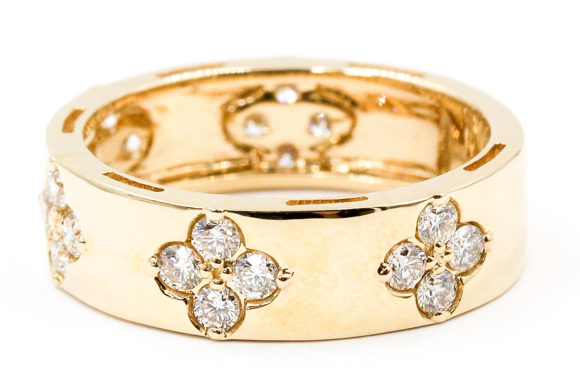 Diamond Clover Band Ring - 14k Yellow Gold - 0.69ctw