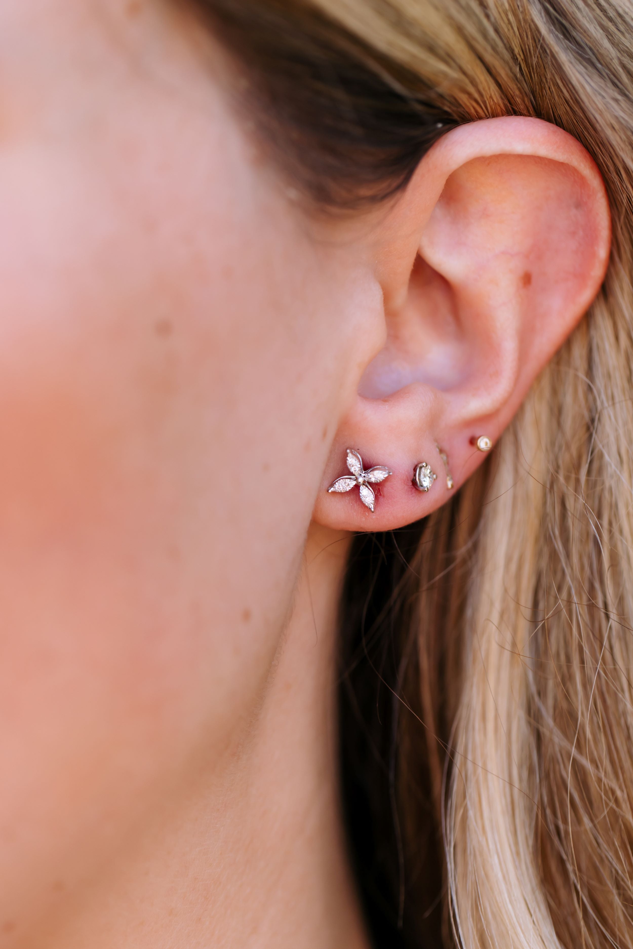 Diamond Floral Stud Earrings - 14k White Gold - 0.16ctw