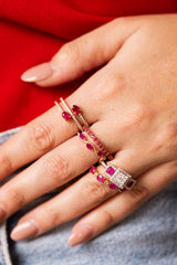 Diamond and Ruby Ring - 10k Yellow Gold - 1.04ctw