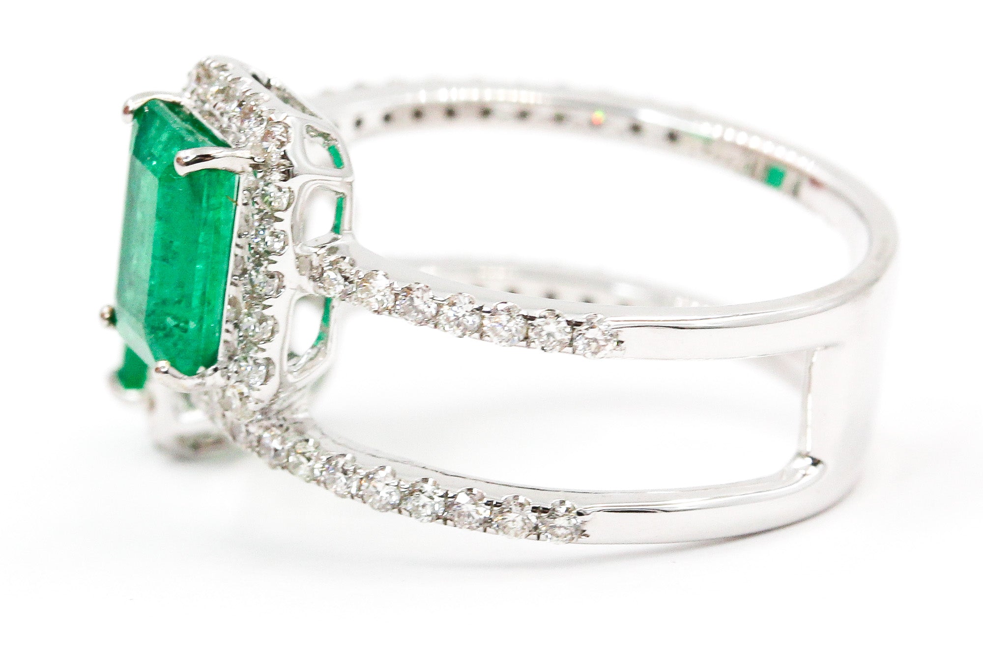 Emerald and Diamond Wrap Ring - 18k White Gold - 2.50ctw