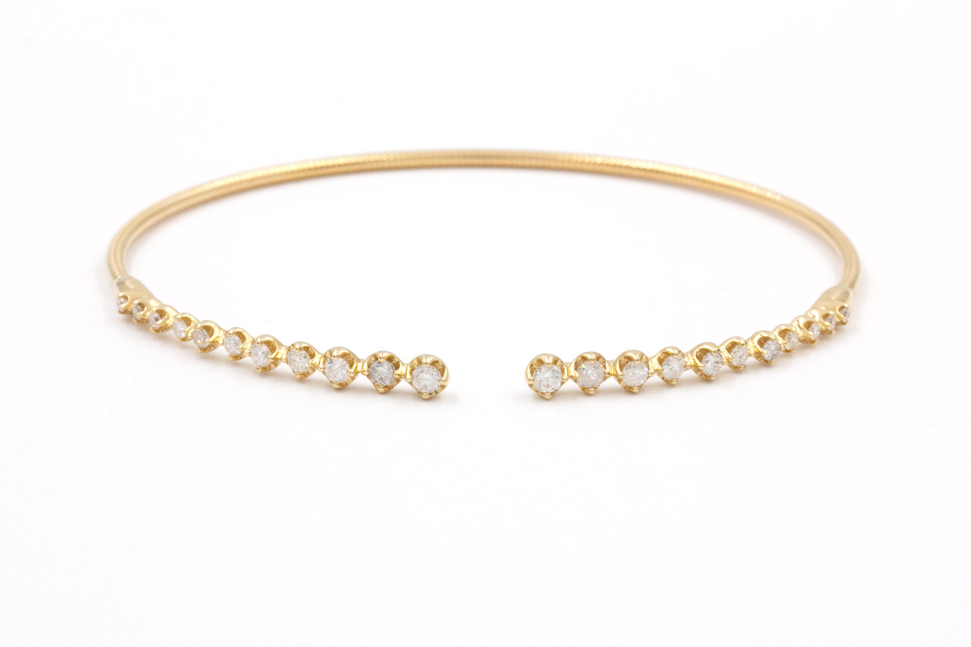 Graduated Diamond Bangle Bracelet - 14k Yellow Gold - 0.75ctw