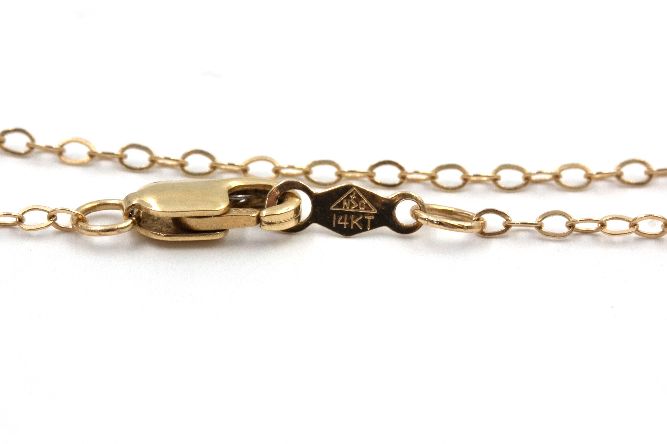 Black Onyx Clover Pendant Necklace - 14k Yellow Gold