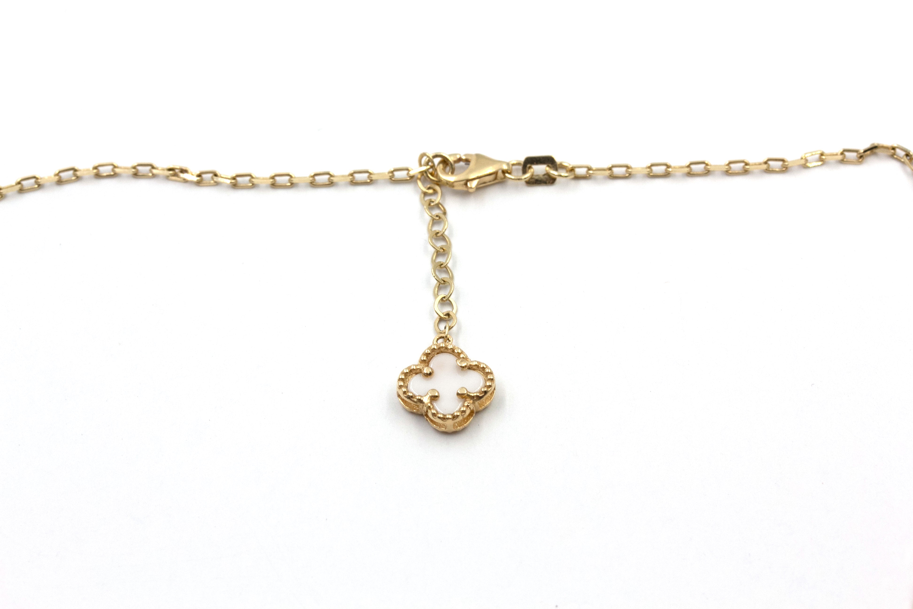 Clover Pendant Necklace with Mother of Pearl Accent - 14k Yellow Gold