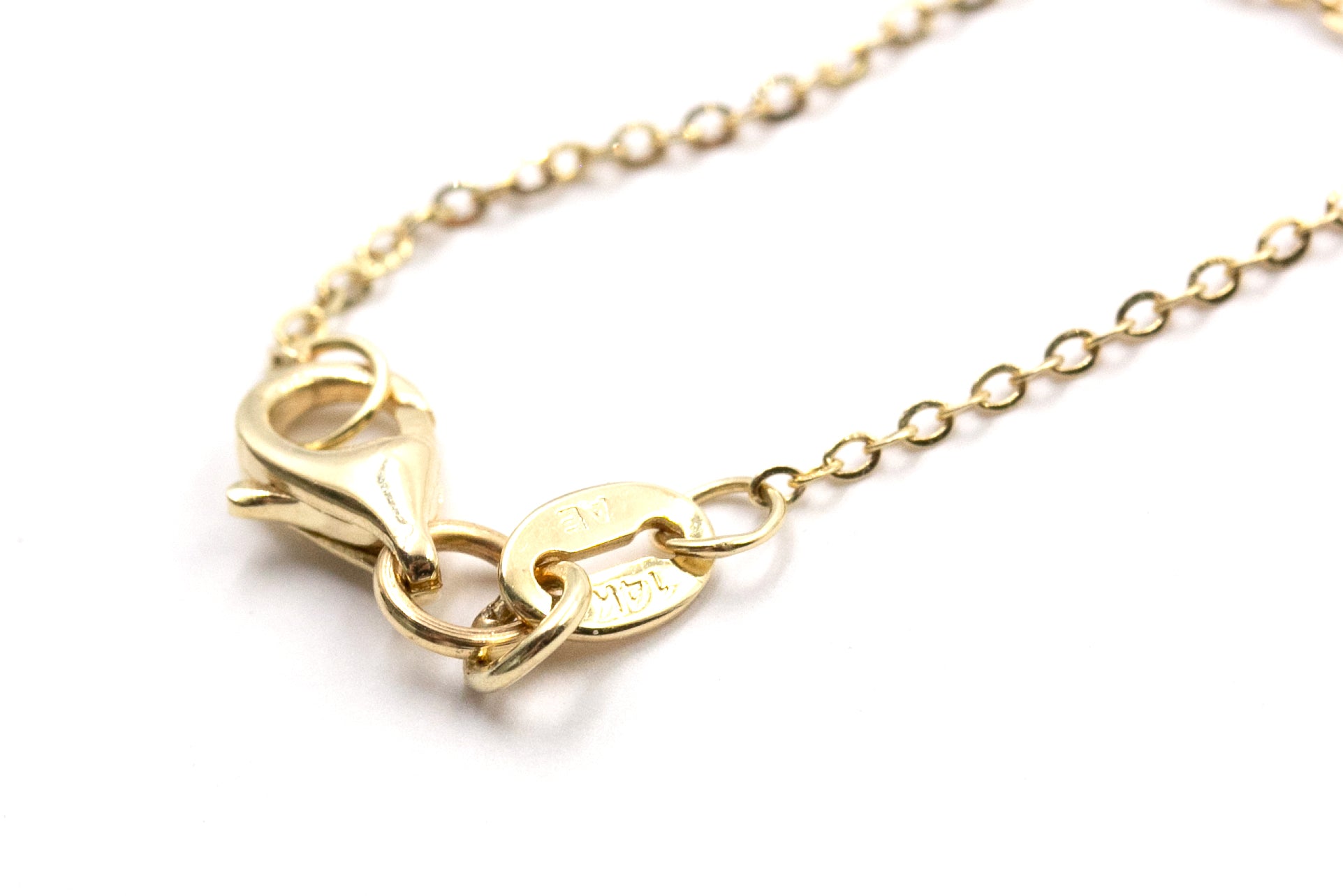 "MAMA" Necklace - 14k Yellow Gold