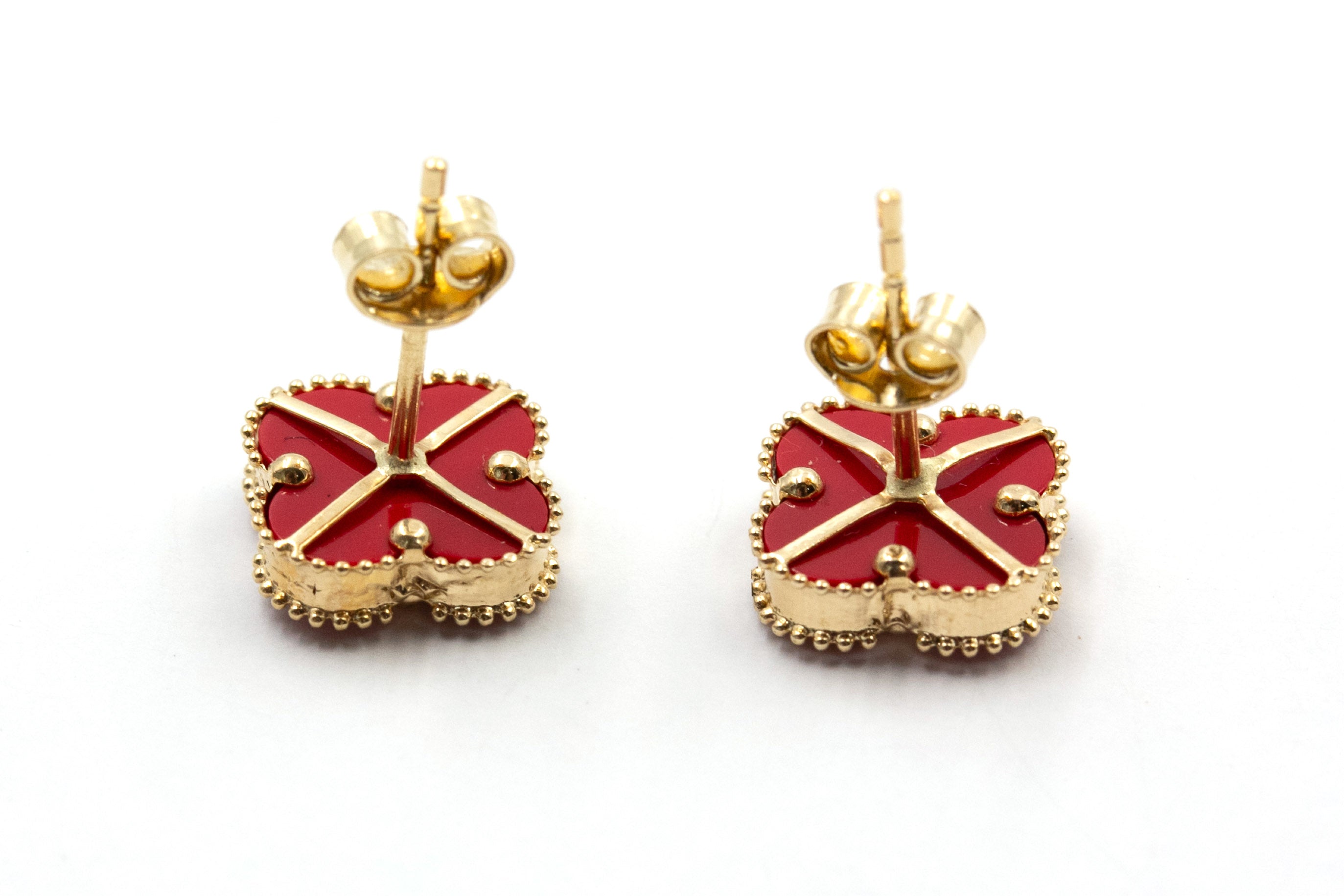 Carnelian Clover Stud Earrings - 14k Yellow Gold