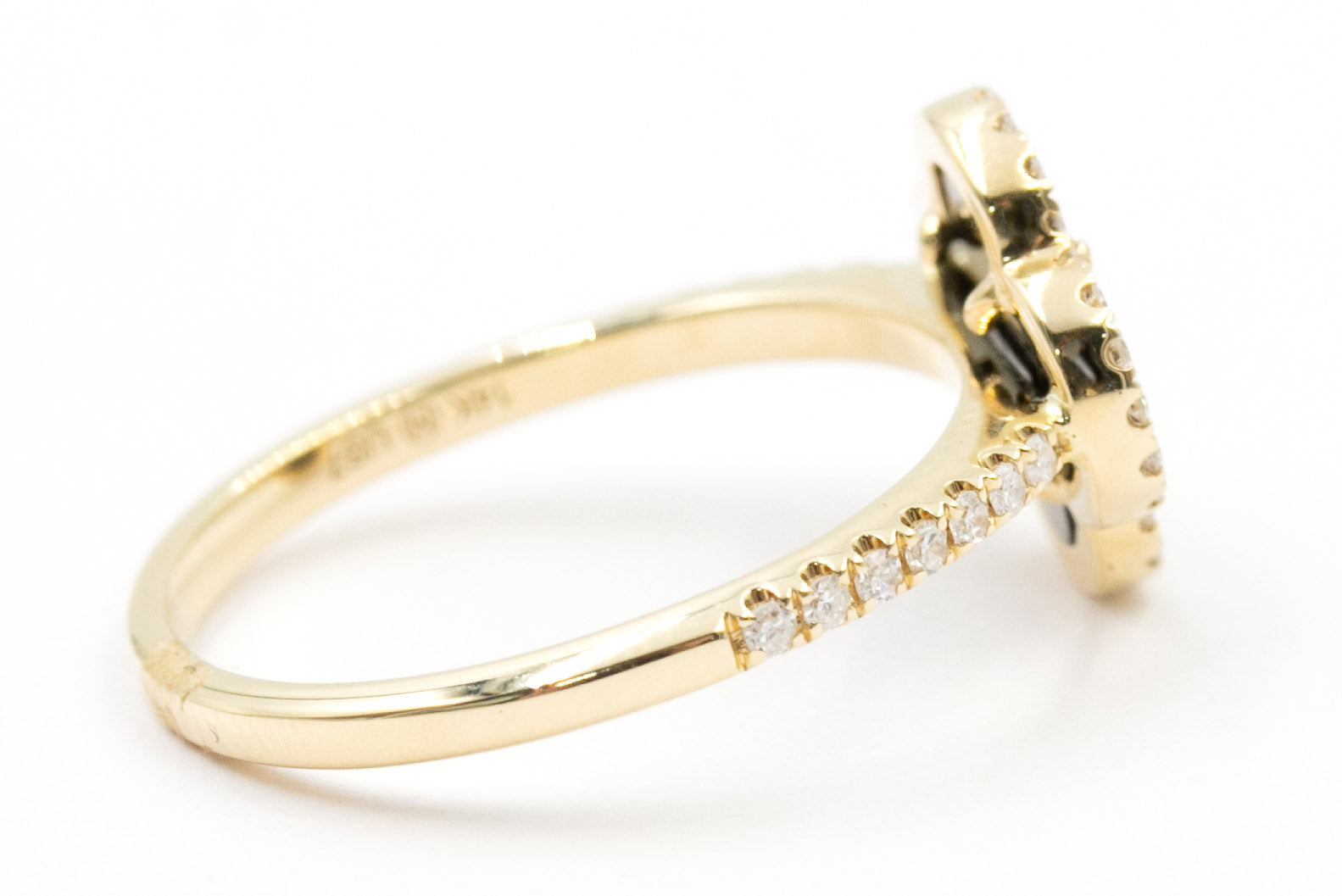 Diamond an Black Onyx Clover Ring - 14k Yellow Gold - 0.24ctw