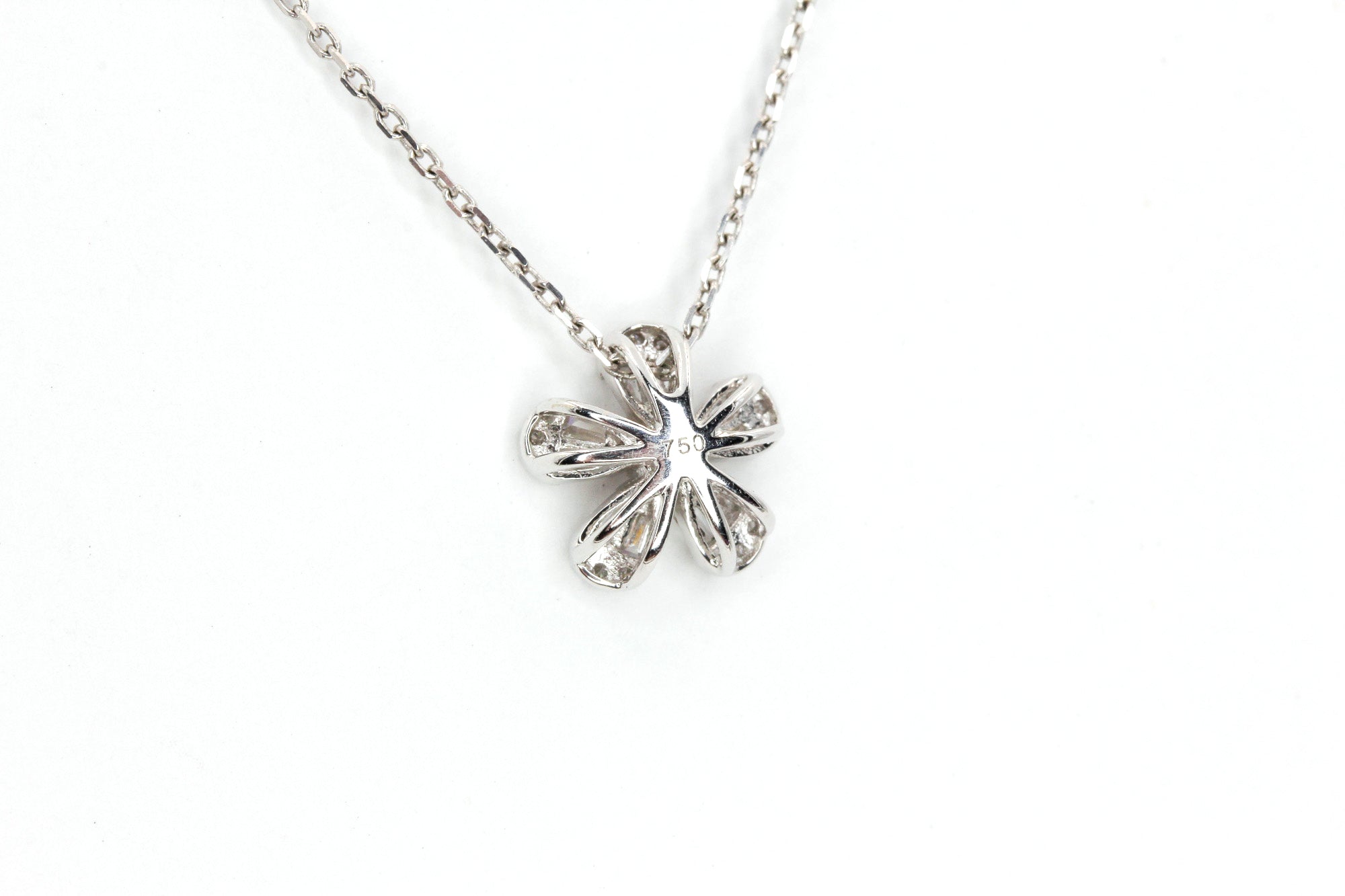 Petite Diamond Flower Pendant Necklace - 18k White Gold - 0.25ctw
