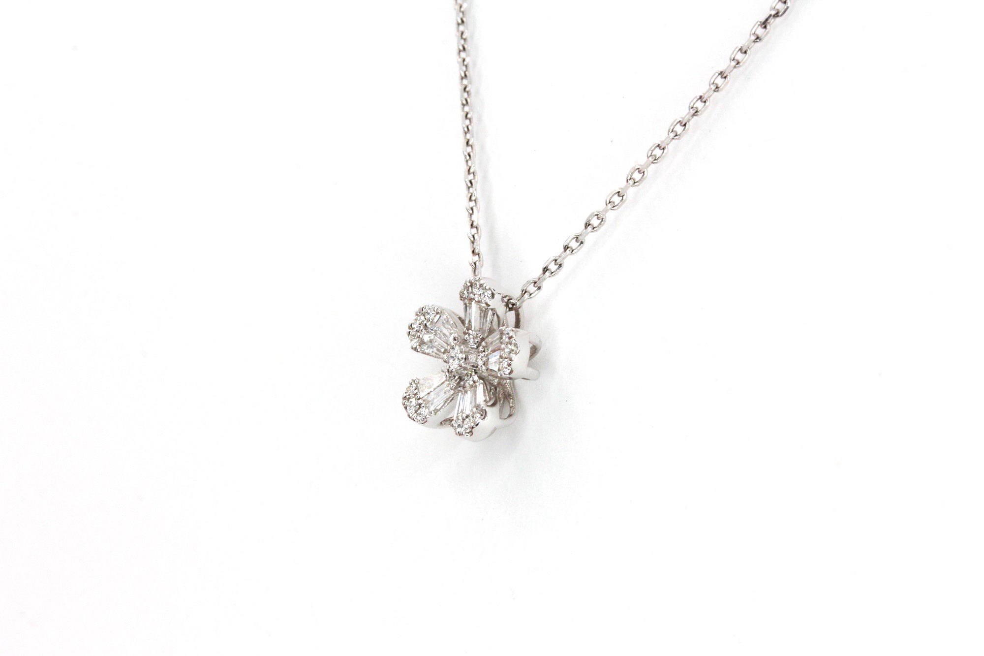 Petite Diamond Flower Pendant Necklace - 18k White Gold - 0.25ctw