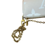Louis Vuitton Monogram Giant By The Pool Multi Pochette hardware close up